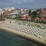 Paradiso 'b' 108 Private Cozy Апартамент *