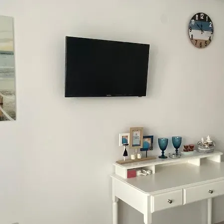 Paradiso 'b' 108 Private Cozy Апартамент *