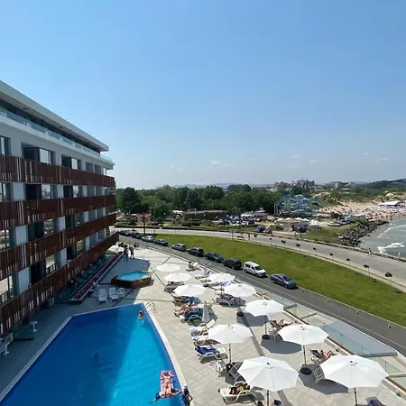 Paradiso 'b' 108 Private Cozy Апартамент